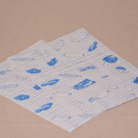 Halványszürke fóliázott húscsomagoló papír kék színű hús mintával - 30x30 cm / 5 kg